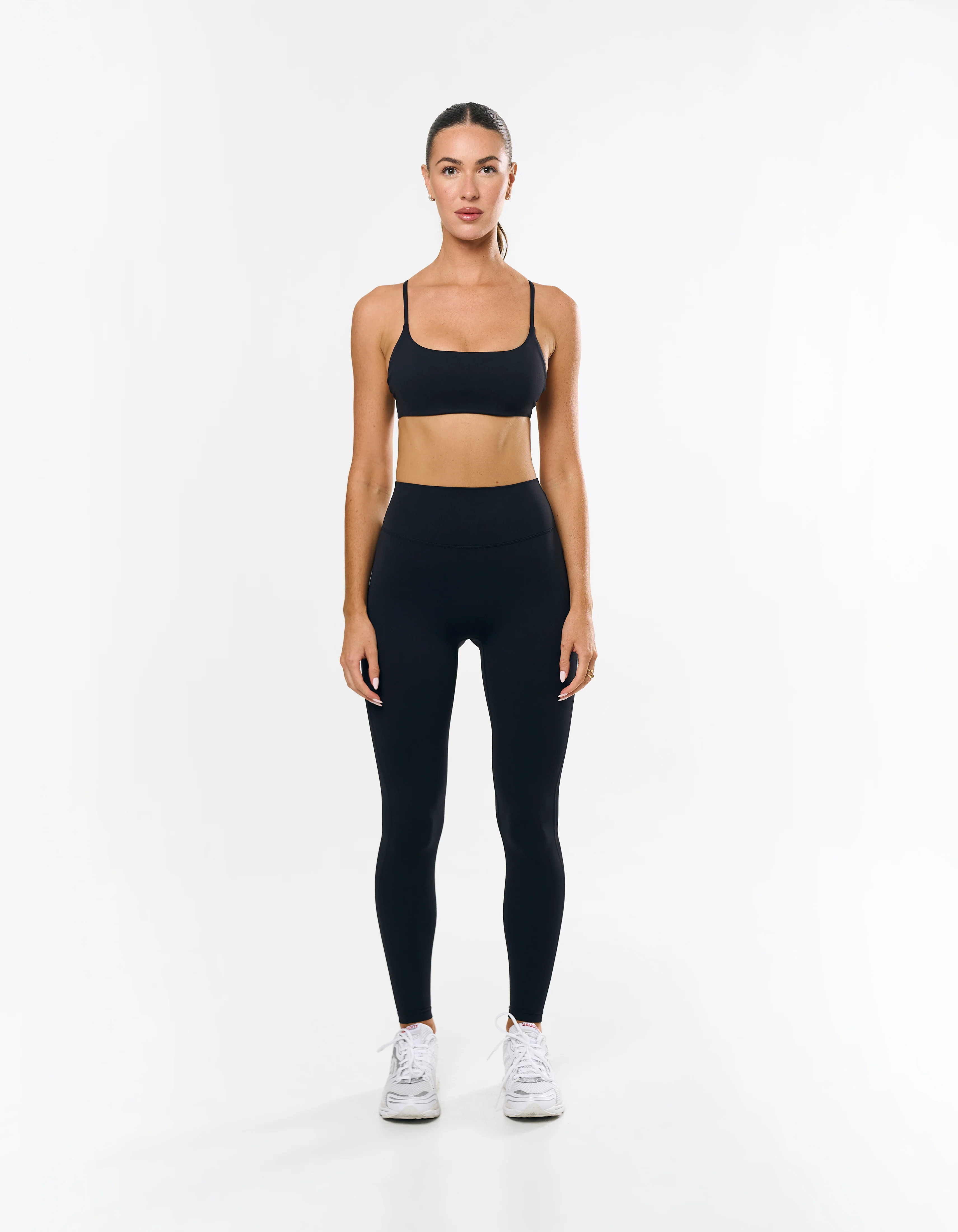 Crossback Crop Airlyte - Black - Image 7