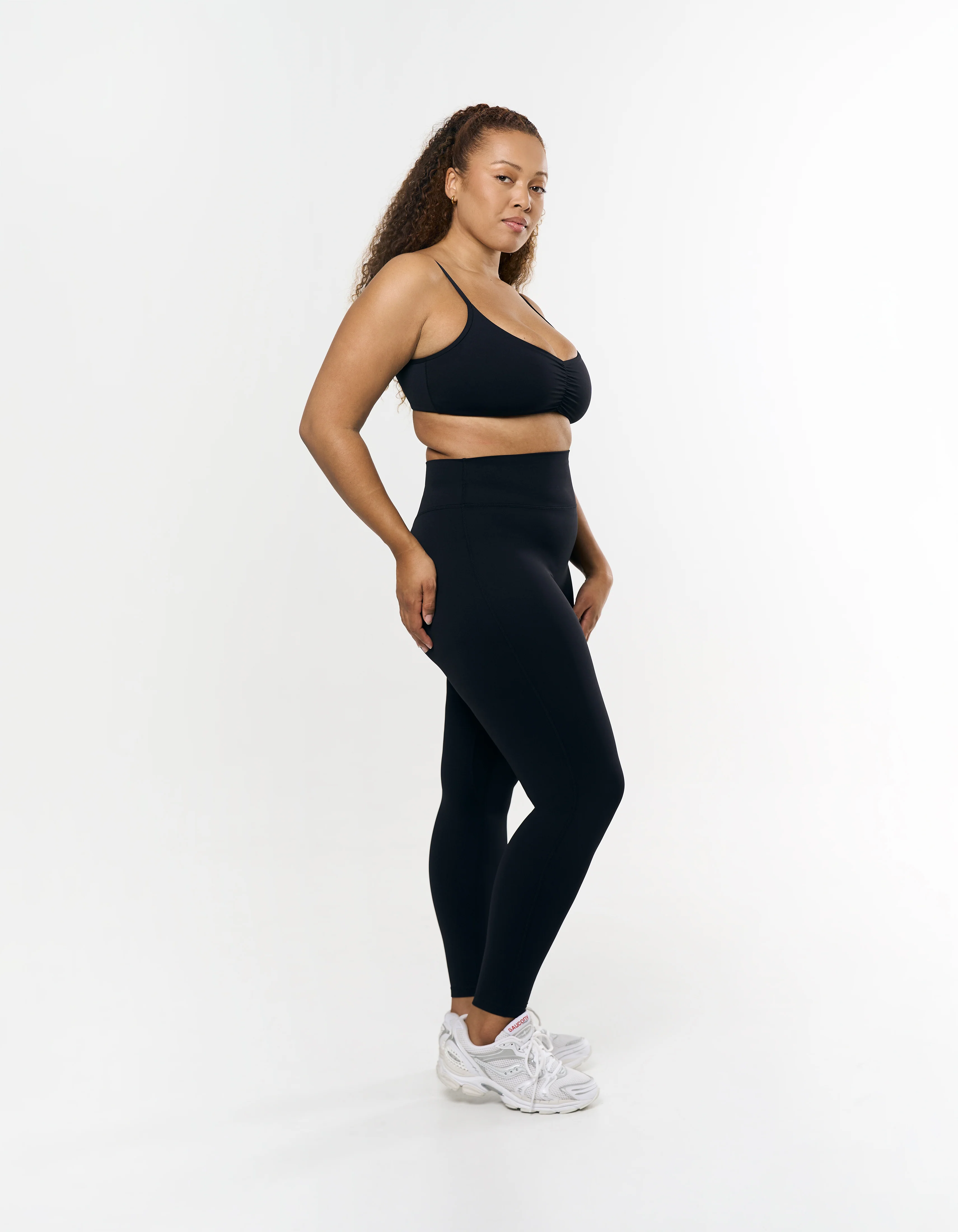 Ruched Crop Airlyte - Black - Image 6