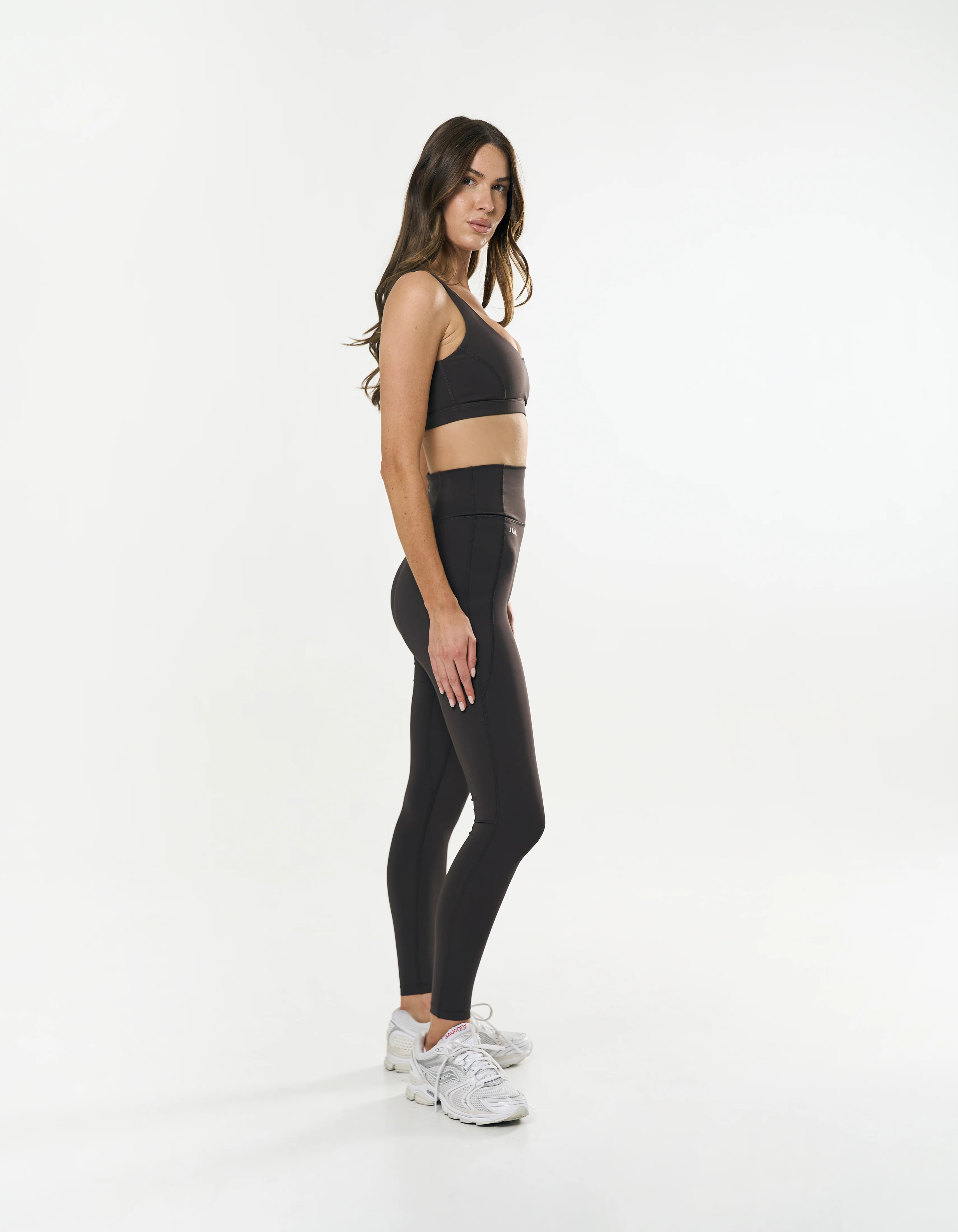 Sports Crop Astryx - Truffle - Image 6