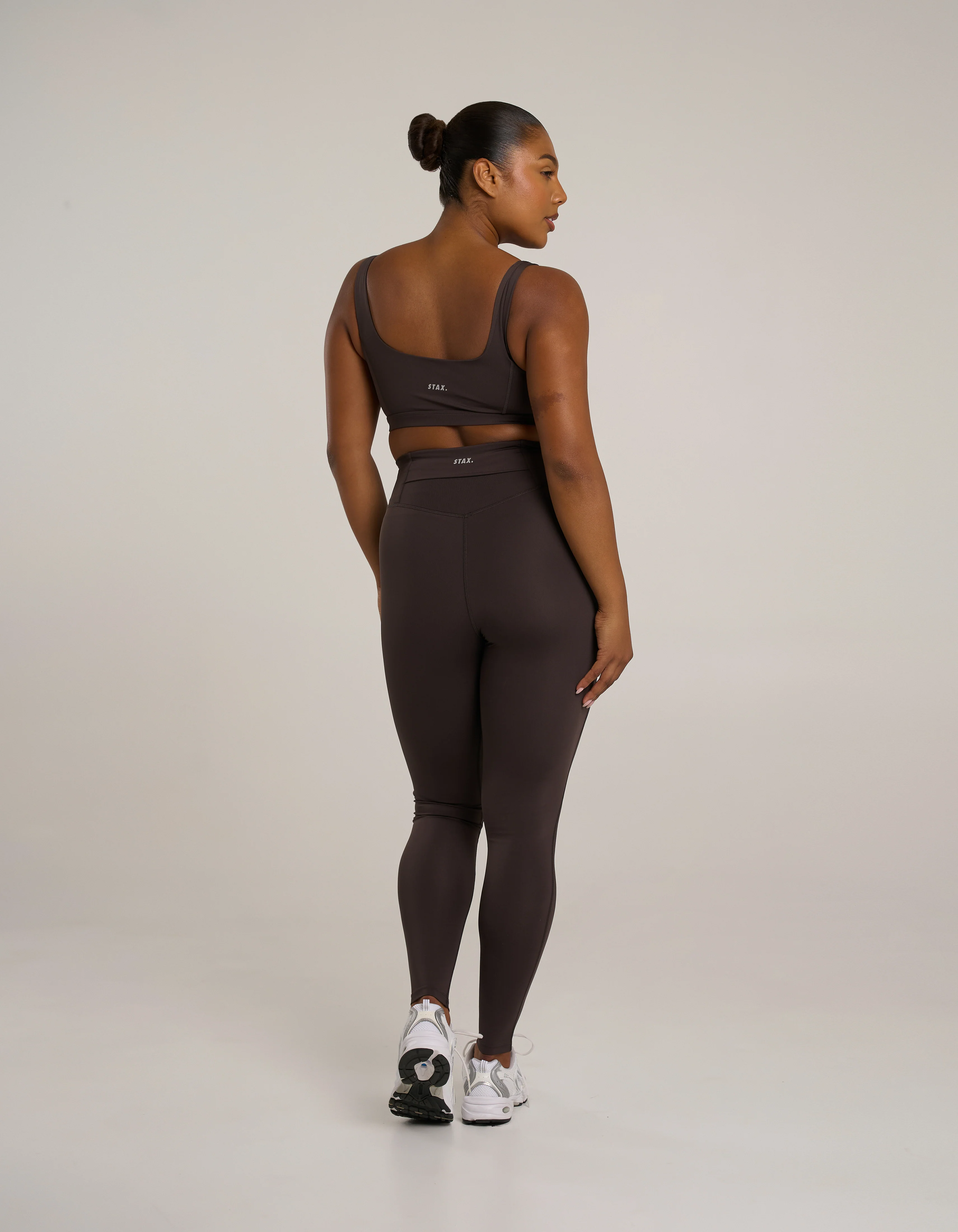 Sports Crop Astryx - Truffle - Image 8