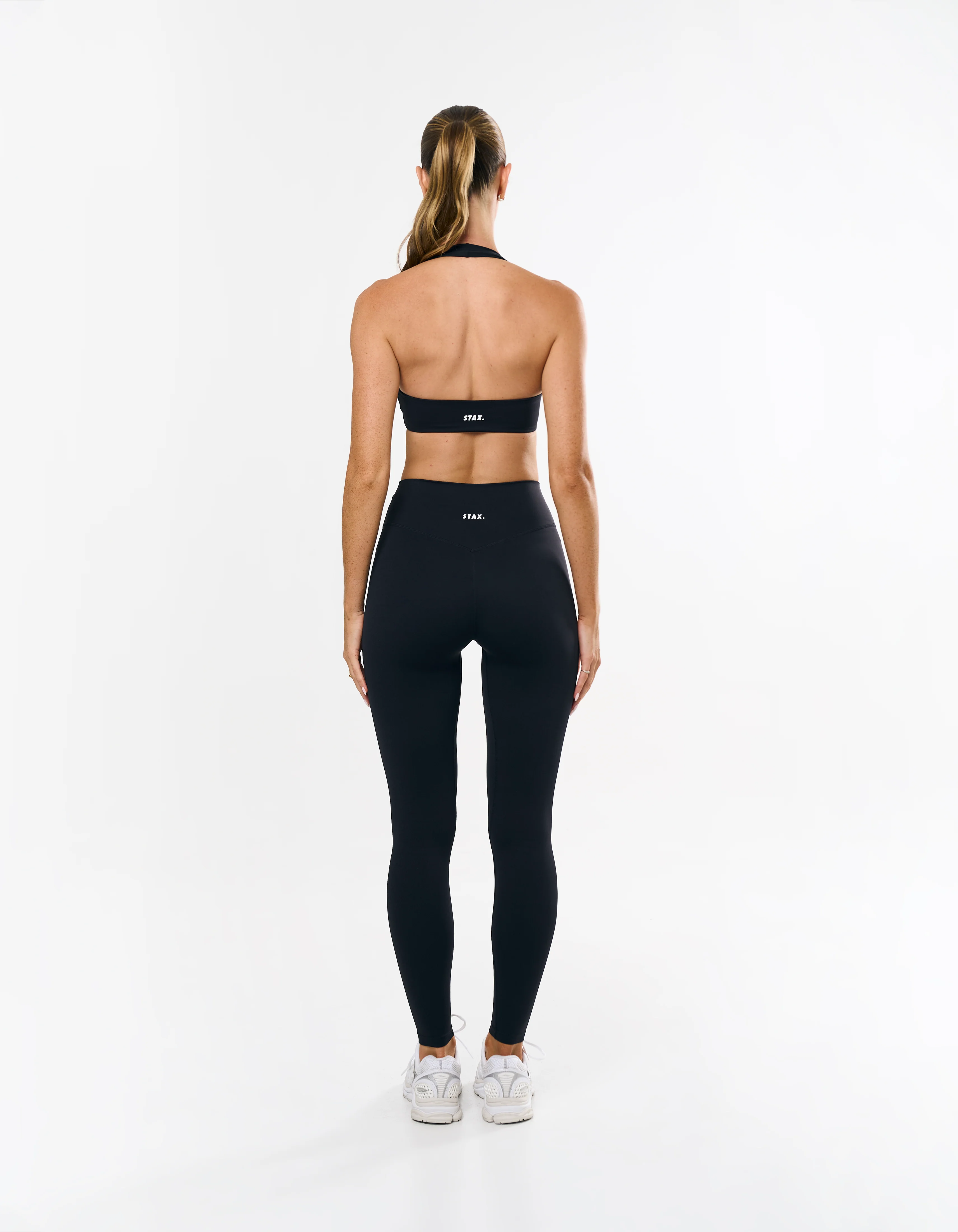 Square Neck Halter Crop Airlyte - Black - Image 5