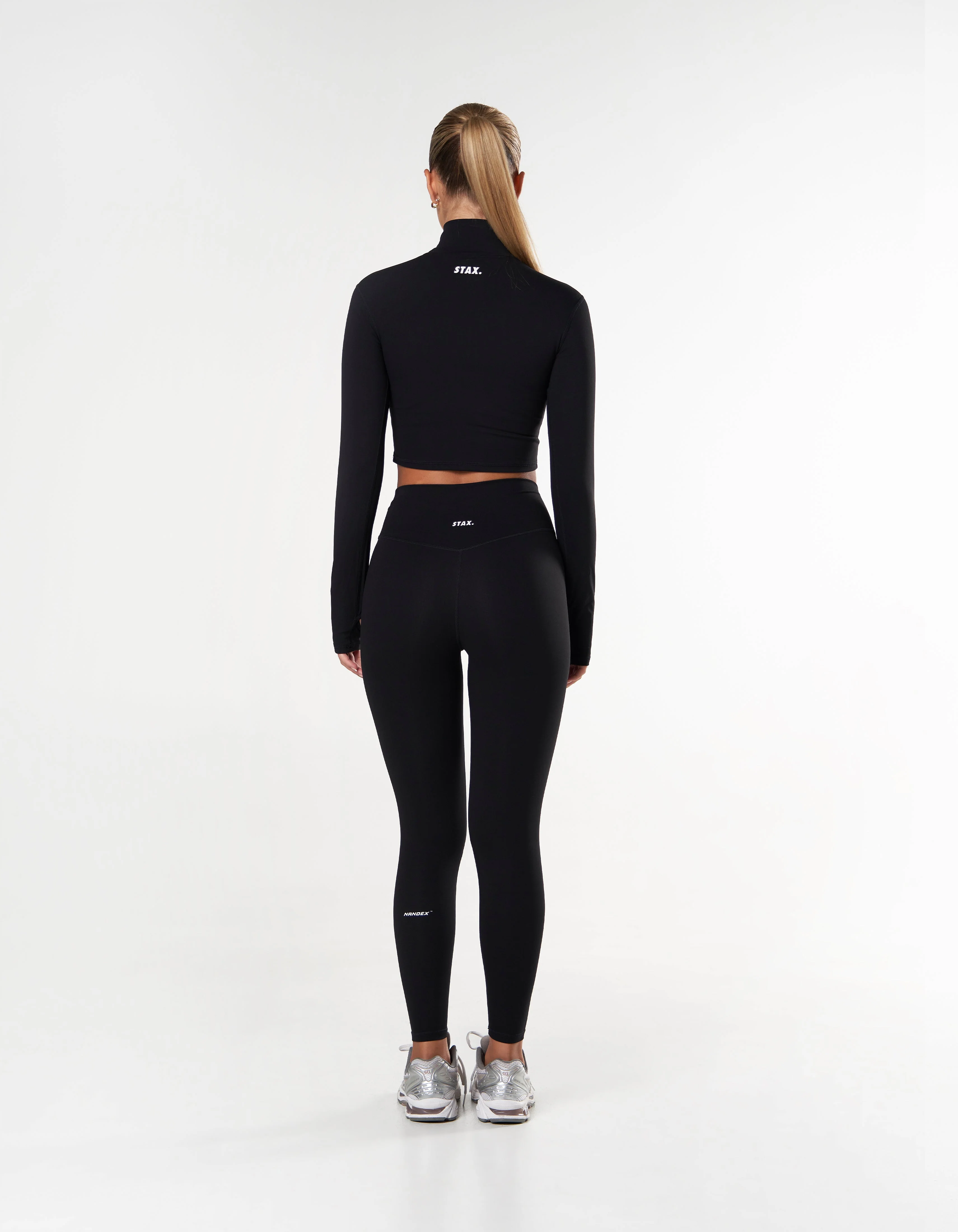 Long Sleeve Zip Crop NANDEX™ - Black - Image 8