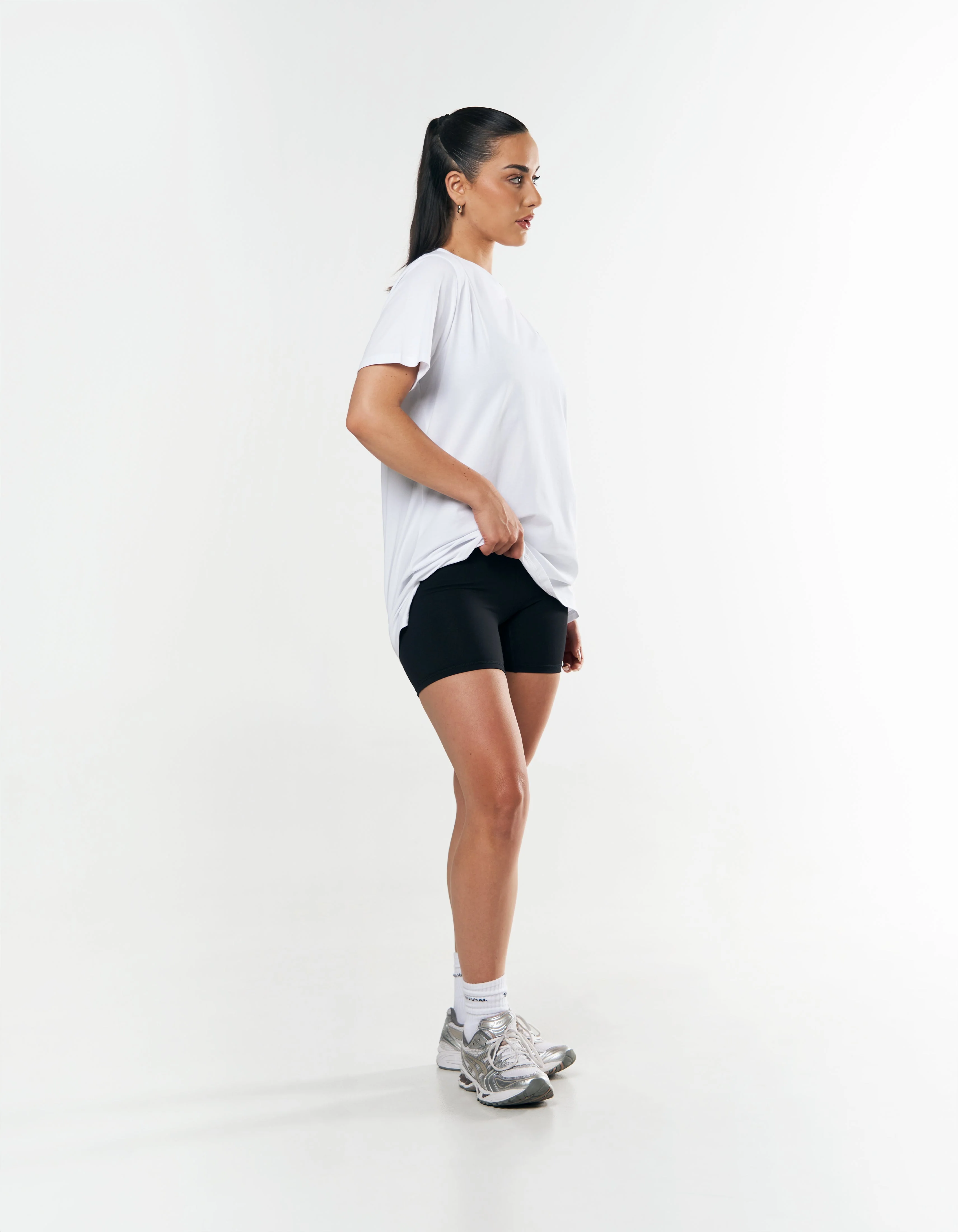 Oversize Tee - White - Image 4