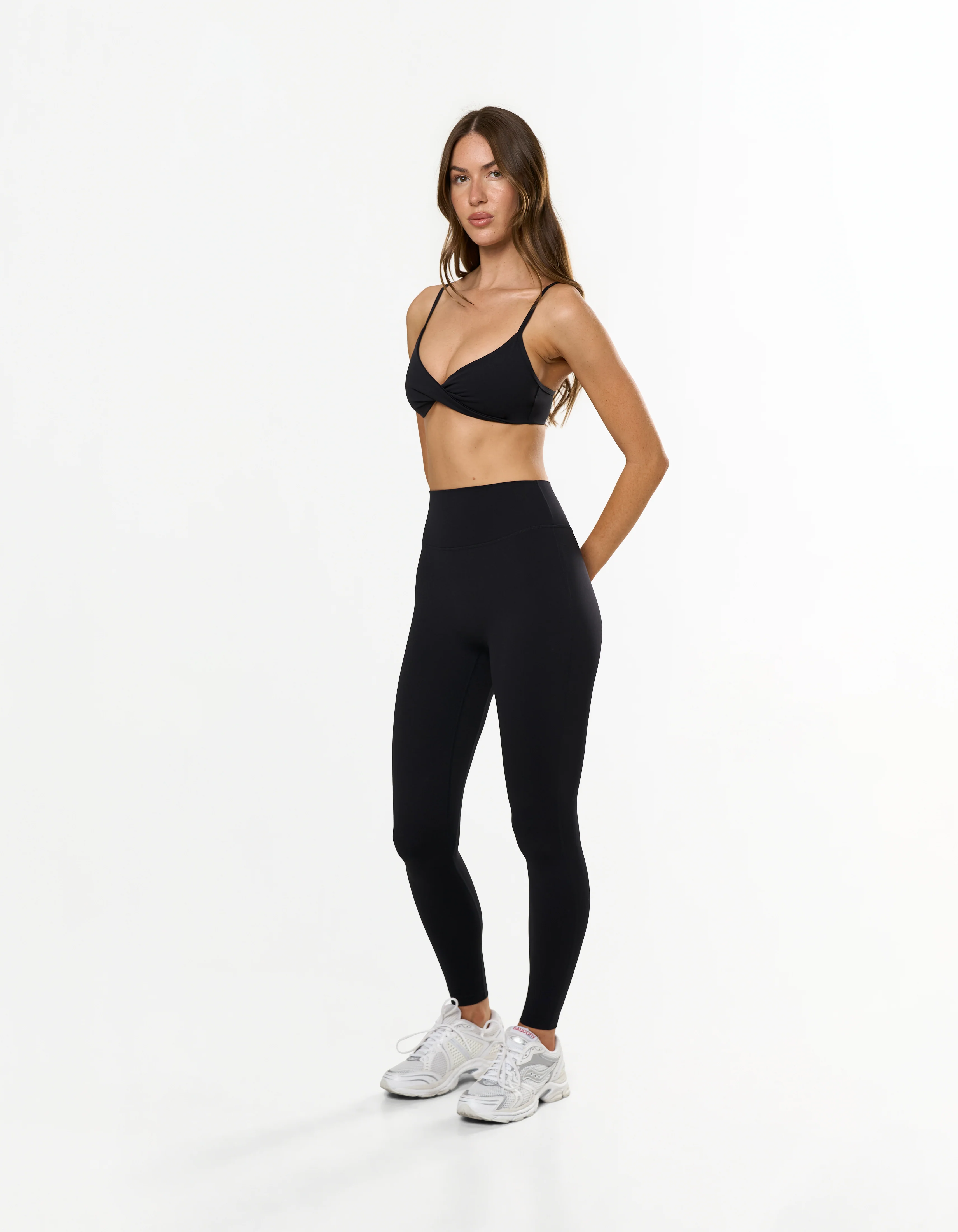 Twist Crop Airlyte - Black - Image 7